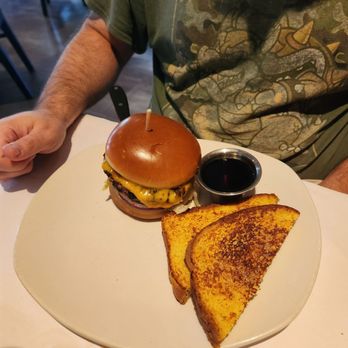 Bonefish Grill - BFG Burger and Creme Brulee French Toast - Seafood Near Me - Rockville Centre, New York Bonefish Grill - BFG Burger and Creme Brulee French Toast - Seafood Near Me - Rockville Centre, New York