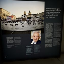NS-Dokumentationszentrum München - Survival
