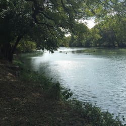 Shade Tree Lodge - Beautiful river view