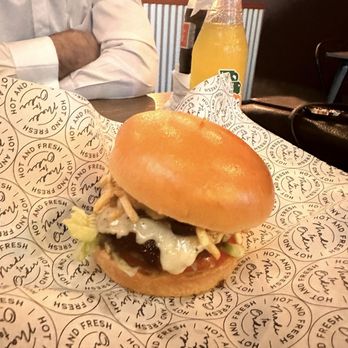 Rock That Burger - Yellow Submarine Burger - Burgers Near Me - Miami, Florida Rock That Burger - Yellow Submarine Burger - Burgers Near Me - Miami, Florida