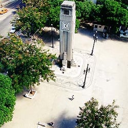 Relógio da Praça Oito
