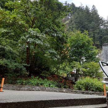 Multnomah Falls - Just next door to the lodge. - Hiking Near Me - Bridal Veil, Oregon Multnomah Falls - Just next door to the lodge. - Hiking Near Me - Bridal Veil, Oregon
