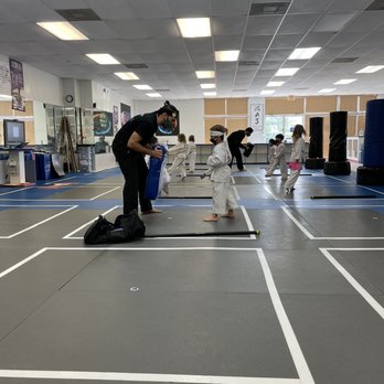 Karate Mas - Karate Near Me - Miami, Florida