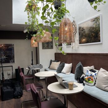 Altered State - seating area (perfect place to study with natural lighting right above you !) - Coffee & Tea Near Me - San Diego, California