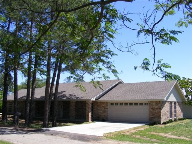 Slide of Simmons and Sons Roofing