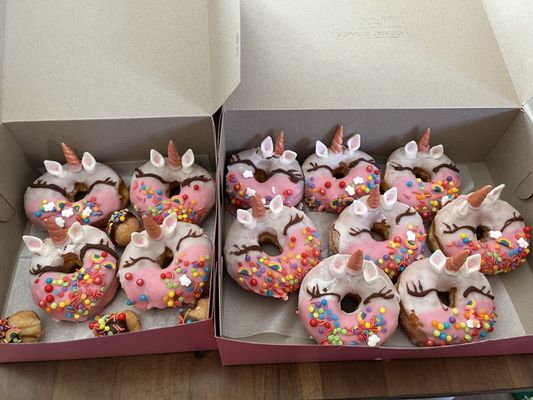 Sesame Donuts by null