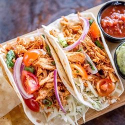 Macho Taco Cantina - Tacos