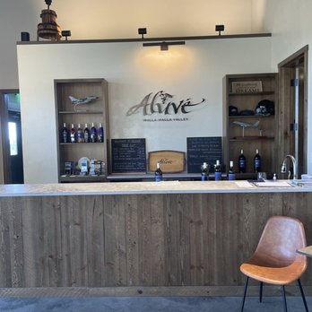Aluve - Inside tasting room - Wineries Near Me - Walla Walla, Washington Aluve - Inside tasting room - Wineries Near Me - Walla Walla, Washington