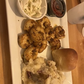River Jams - Grilled shrimp and garlic smashed potatoes - New American Near Me - Chippewa Falls, Wisconsin