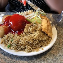 Jade's Paris Restaurant - Sweet and sour chicken