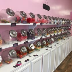 Candy On Main - Yum!