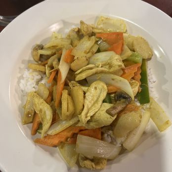 Phnom Penh - Chicken Lemon Grass - Thai Near Me - Cleveland, Ohio
