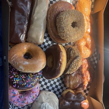 Carl’s Donuts - Donuts - Donuts Near Me - Las Vegas, Nevada