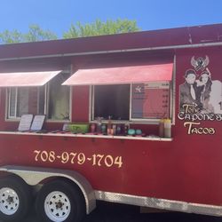 Tone Capones Tacos