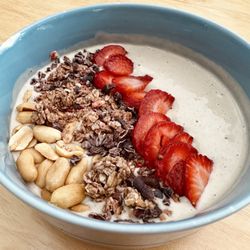 Verde Juice Bar - PB&B Bowl