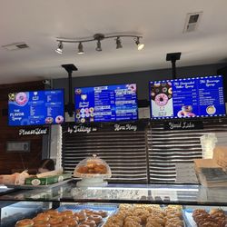 The Donut Dugout - Menu