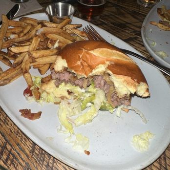 The Owl Bar - Burger - Bars Near Me - Sundance, Utah