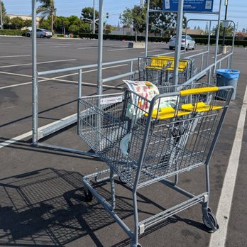 Food4Less - Shopping cart return. Someone was a little lazy lol - Grocery Near Me - Gardena, California Food4Less - Shopping cart return. Someone was a little lazy lol - Grocery Near Me - Gardena, California