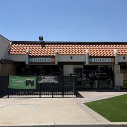 Liam's Irish Pub - Outside