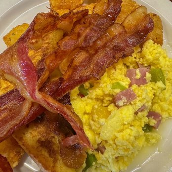 Toast A Go-Go - Breakfast & Brunch Near Me - Mackinaw City, Michigan Toast A Go-Go - Breakfast & Brunch Near Me - Mackinaw City, Michigan