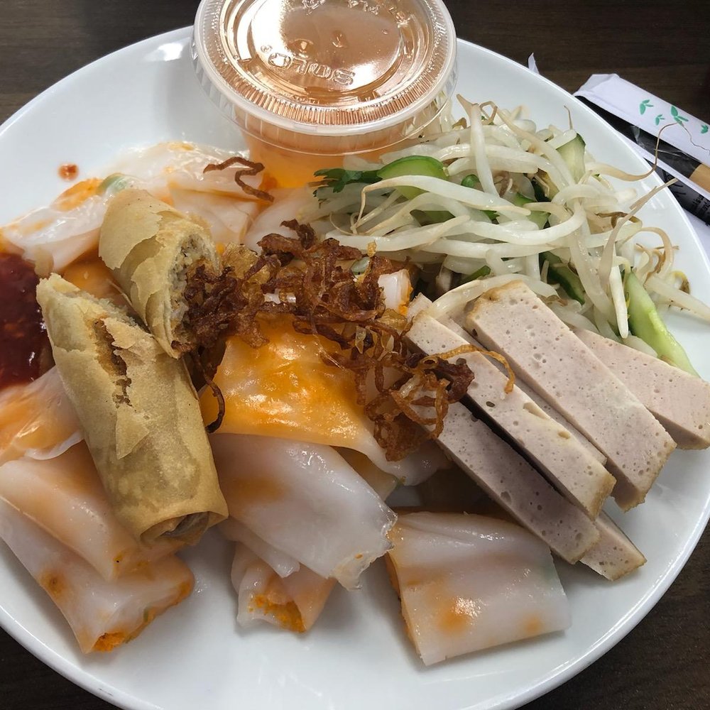 Bánh Mì Lê - Very tasty! No idea what its called! - Vietnamese Near Me - Quincy, Massachusetts Bánh Mì Lê - Very tasty! No idea what its called! - Vietnamese Near Me - Quincy, Massachusetts
