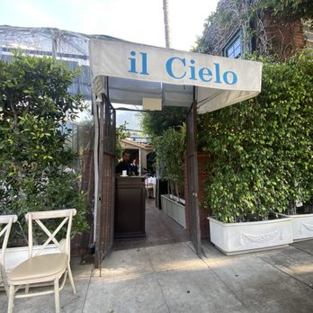 Il Cielo - Entrance - Italian Near Me - Beverly Hills, California