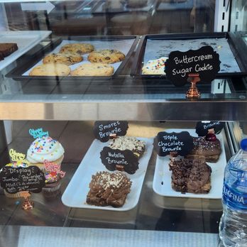 Tiffany's Sweet Spot - Desserts Near Me - La Quinta, California