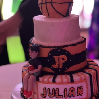 Snooky's Custom Cakes - a basketball themed cake - Custom Cakes Near Me - New York, New York Snooky's Custom Cakes - a basketball themed cake - Custom Cakes Near Me - New York, New York