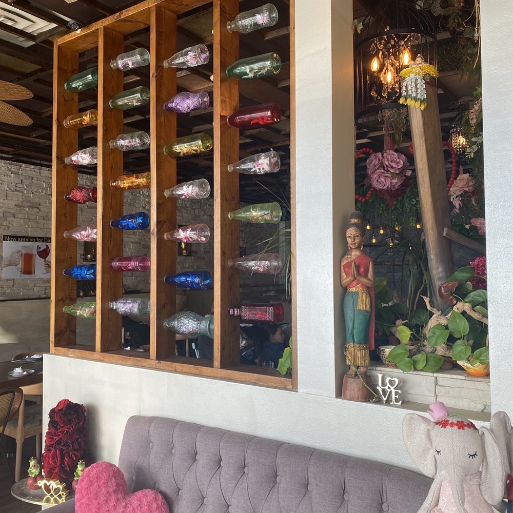 Thai Princess - Entryway - Thai Near Me - Okemos, Michigan