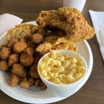 Chatman's Chicken - 3 piece fried chicken with Mac and okra - Fast Food Near Me - San Antonio, Texas