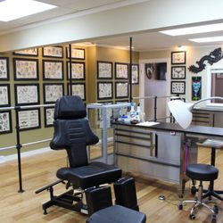 Temple Tattoo & Body Piercing - Shop Interior.