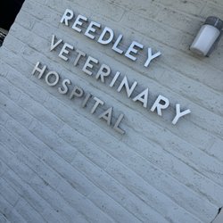 Reedley Veterinary Hospital - Posted sign of the building