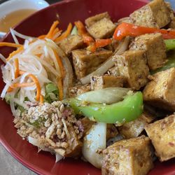 Pho Saigon - E57