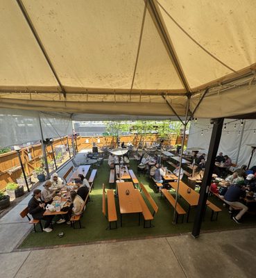 Streetcar Taps & Garden by null