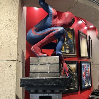 Celebrity Authentics - Hobby Shops Near Me - Universal City, California