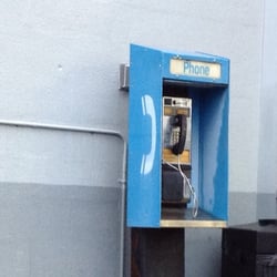 Texaco Food Mart - Don't see these with the phone still inside. No dial tone on this one.