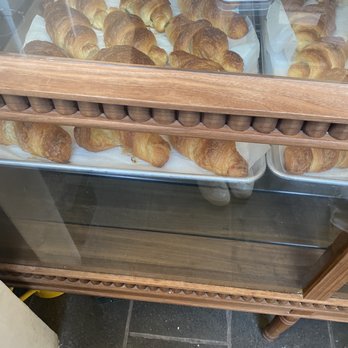 L'Appartement 4F - More croissant - Bakeries Near Me - Brooklyn, New York L'Appartement 4F - More croissant - Bakeries Near Me - Brooklyn, New York