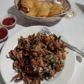 The Pasta Market - Calamari and Garlic Bread - Italian Near Me - Los Altos, California The Pasta Market - Calamari and Garlic Bread - Italian Near Me - Los Altos, California