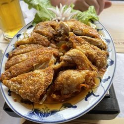 Peking City - Gebackenes Hähnchen süß sauer