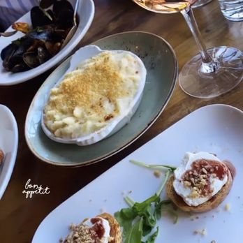 Lugano - Fig Bruschetta, Truffle Mac & Cheese, Mussels - Italian Near Me - Greenwich, Connecticut