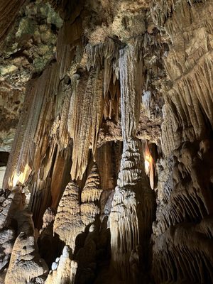 Luray Caverns by null