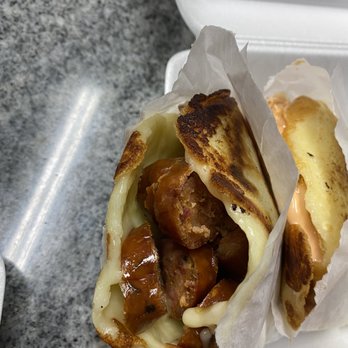 Empanadas y Arepas Jovi - Chorizo - Food Trucks Near Me - San Antonio, Texas Empanadas y Arepas Jovi - Chorizo - Food Trucks Near Me - San Antonio, Texas