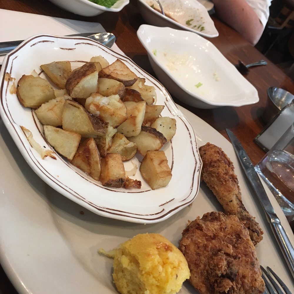 Wishbone - Southern fried chicken, fries and house salad - Breakfast & Brunch Near Me - Chicago, Illinois Wishbone - Southern fried chicken, fries and house salad - Breakfast & Brunch Near Me - Chicago, Illinois