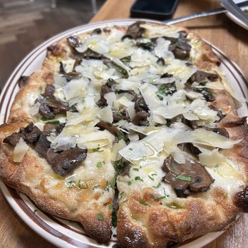 OSTE - Funghi Pinsa - Italian Near Me - Los Angeles, California