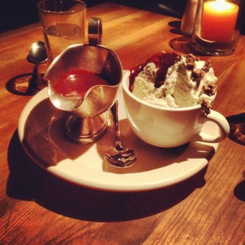 Houston's Restaurant - Hot fudge sundae - New American Near Me - Irvine, California Houston's Restaurant - Hot fudge sundae - New American Near Me - Irvine, California