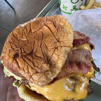 Shake Shack - Spectrum - Bacon avocado burger - Burgers Near Me - Irvine, California Shake Shack - Spectrum - Bacon avocado burger - Burgers Near Me - Irvine, California