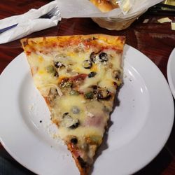 New York Pizza & Pasta - Supreme Pizza
