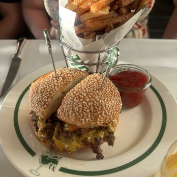 Bar Angie - Angie's Burger - Bars Near Me - Washington, DC, District of Columbia Bar Angie - Angie's Burger - Bars Near Me - Washington, DC, District of Columbia