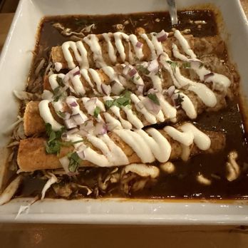 Starlite Restaurant - Gastropubs Near Me - El Paso, Texas
