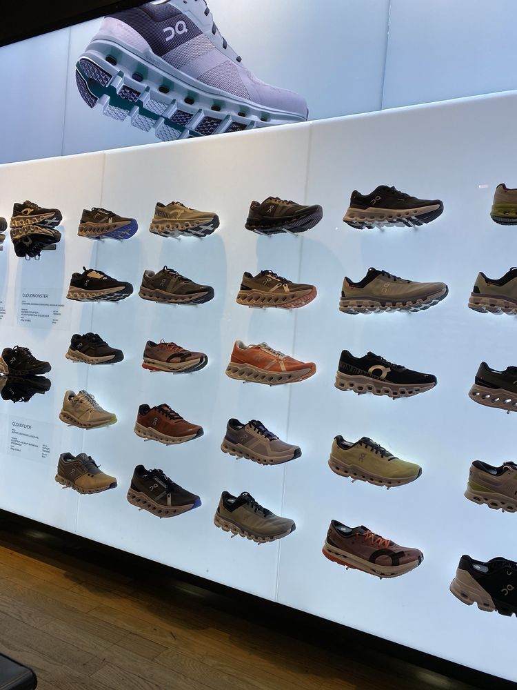 FLEET FEET Updated October 2024 94 Photos & 167 Reviews 10